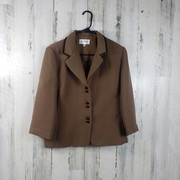 Studio i tan suit blazer women's plus size 14 - Picture 10 of 10